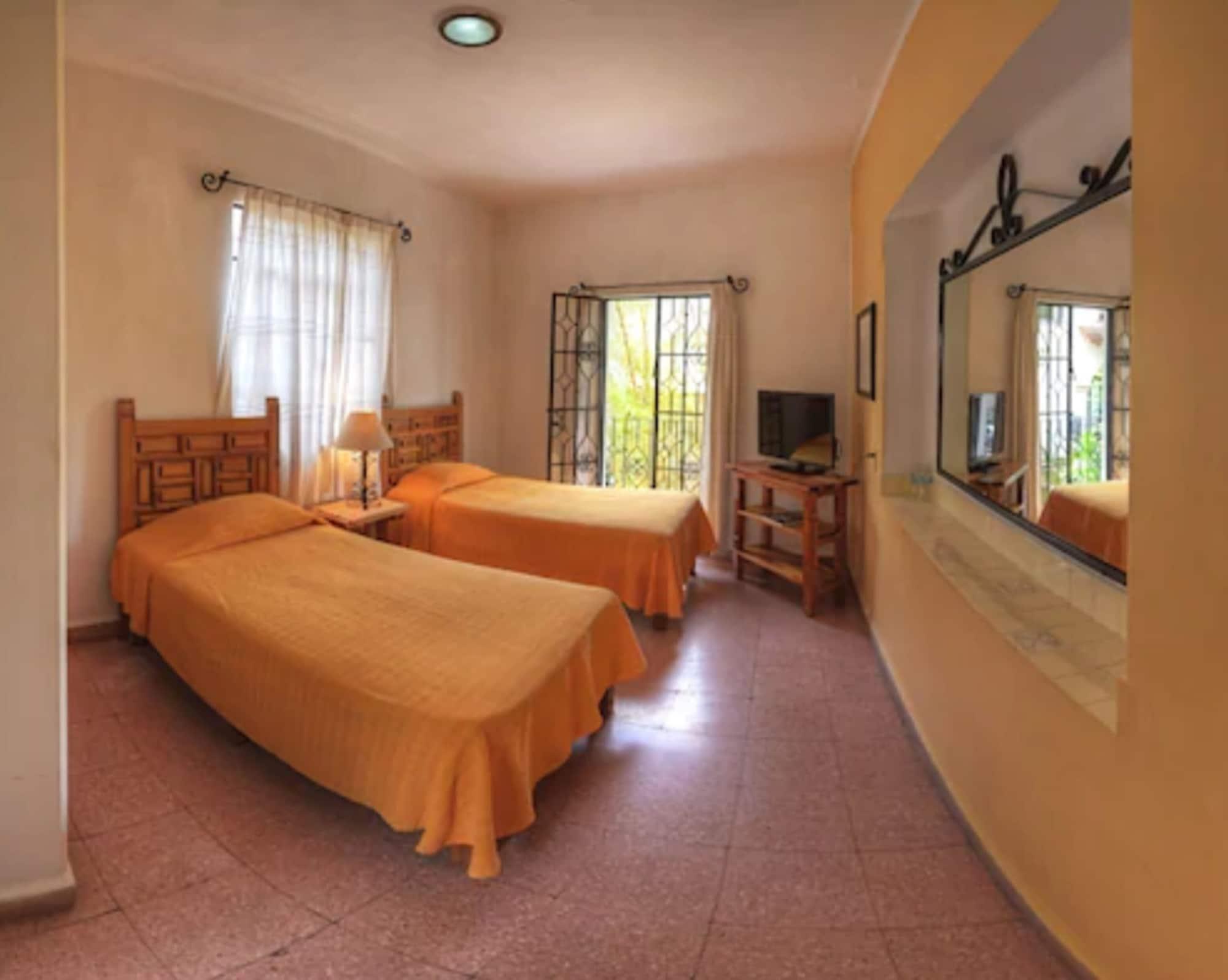 Hotel Posada San Javier Taxco Extérieur photo